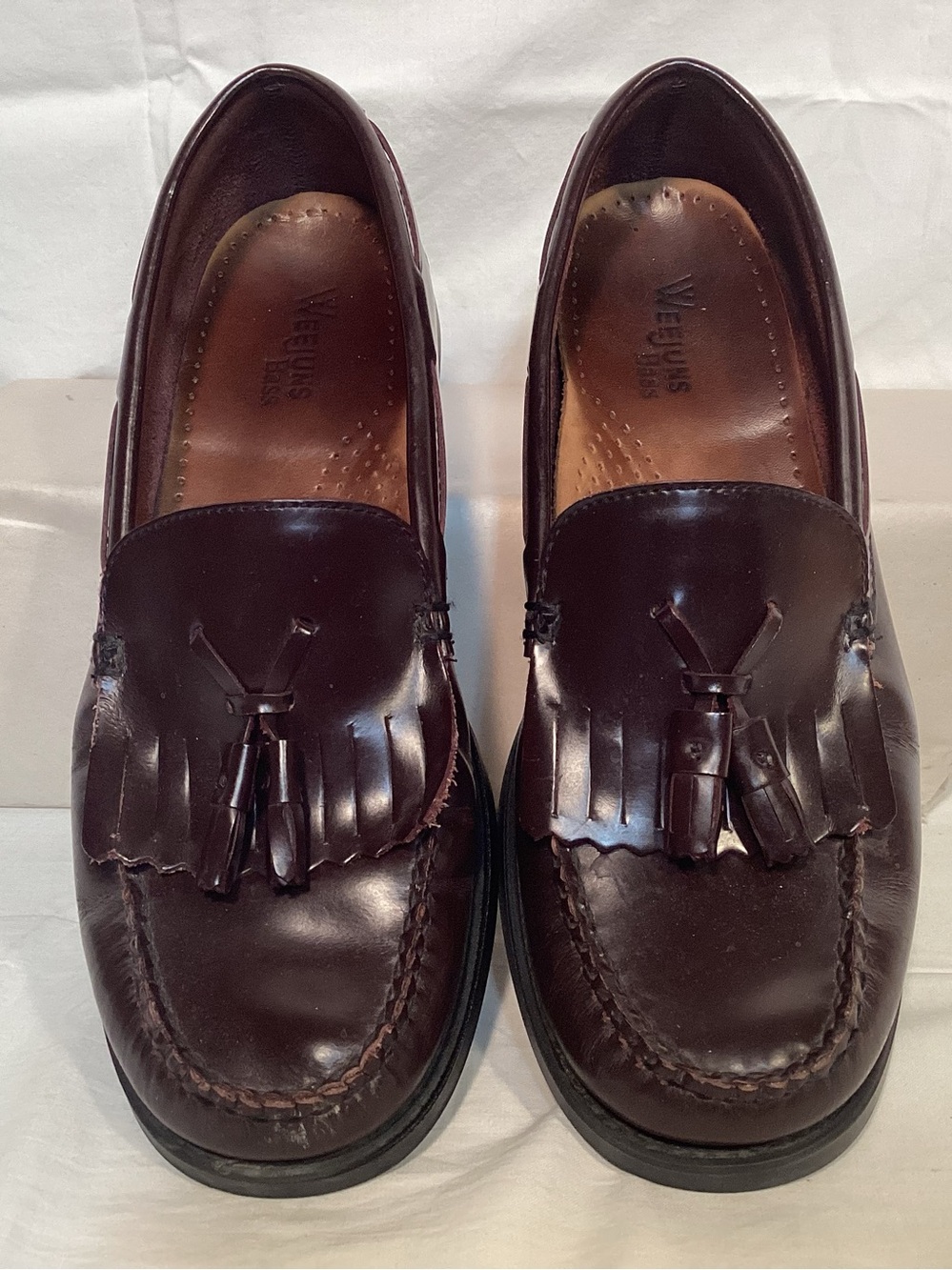 G H Bass Weejuns Marietta Women’s Burgundy Tassel Kiltie Loafers Size 9